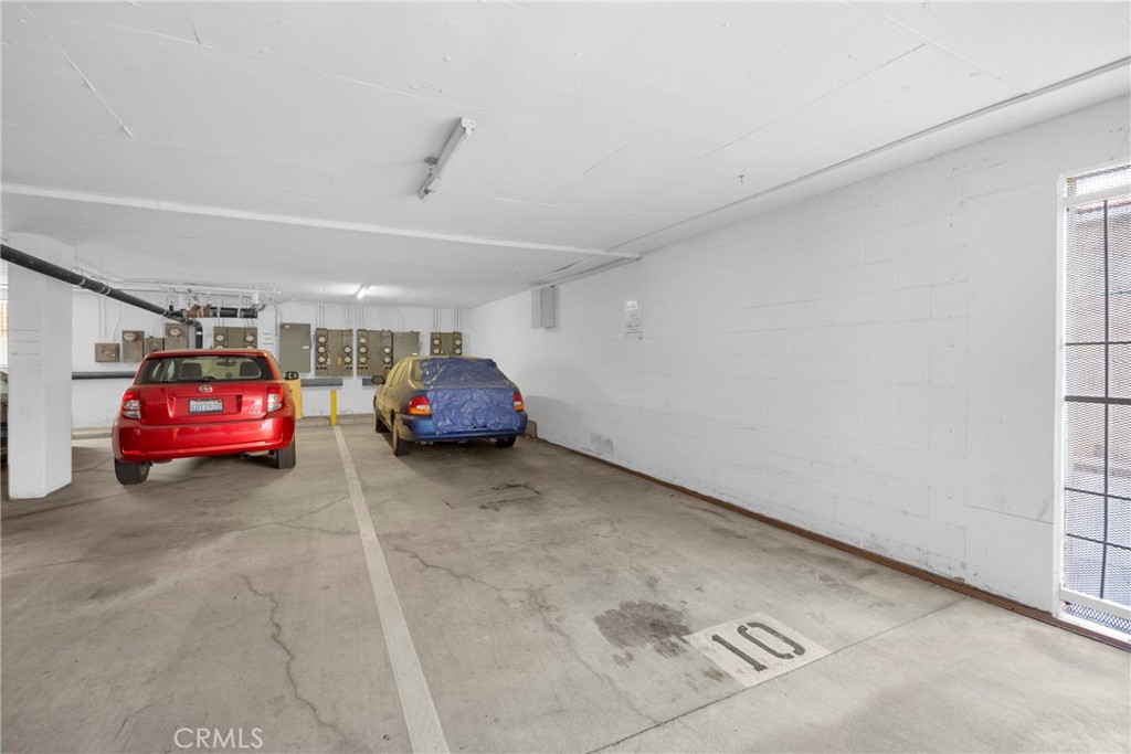 1311 S Grand 10 Property Photo 21