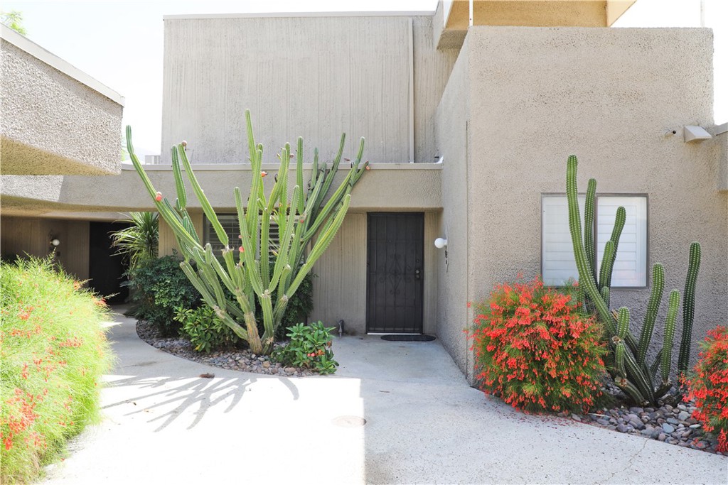 71942 Eleanora Property Photo 1