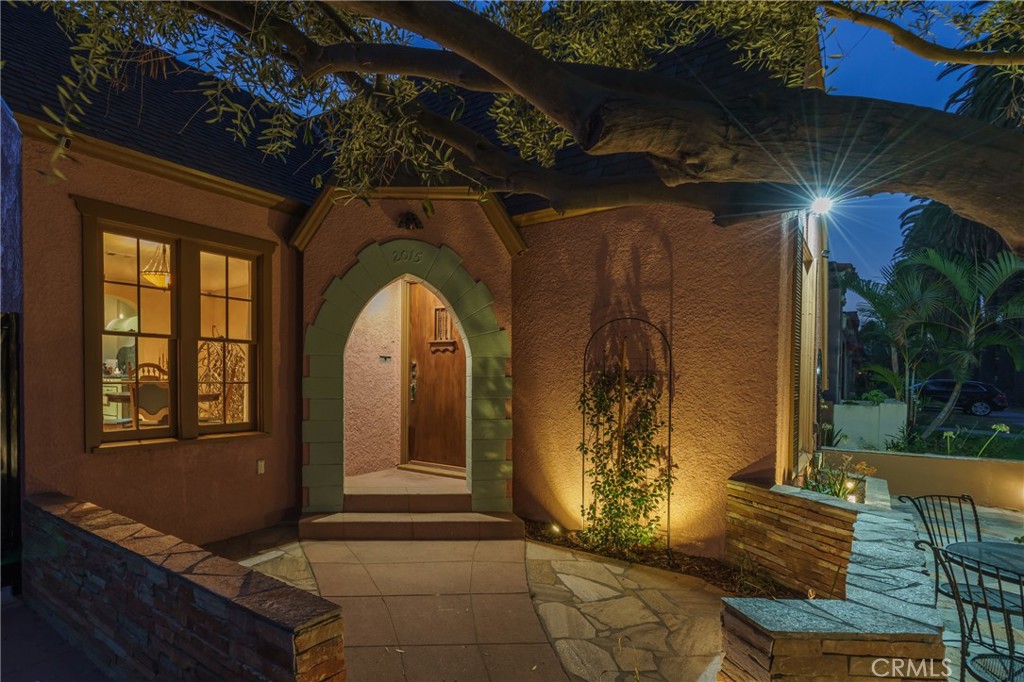 2015 San Francisco Avenue Property Photo 3