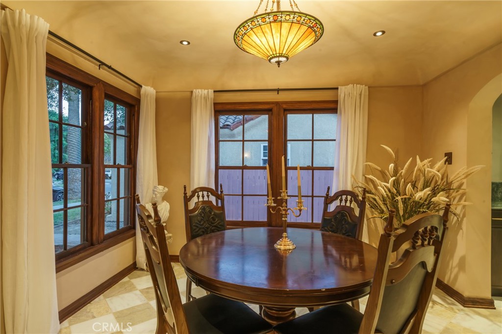 2015 San Francisco Avenue Property Photo 11