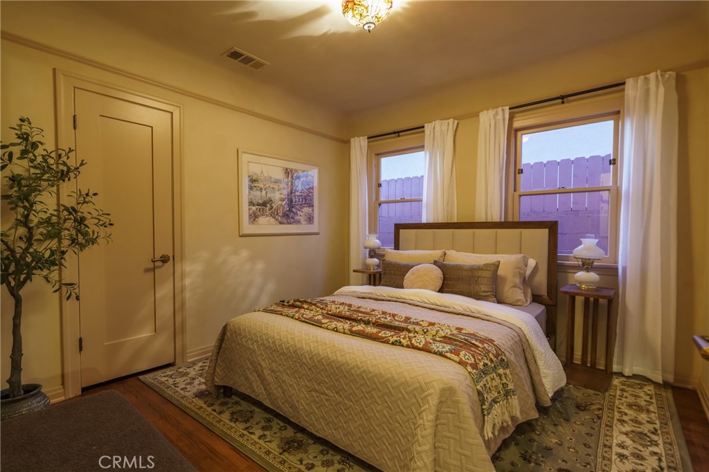 2015 San Francisco Avenue Property Photo 21