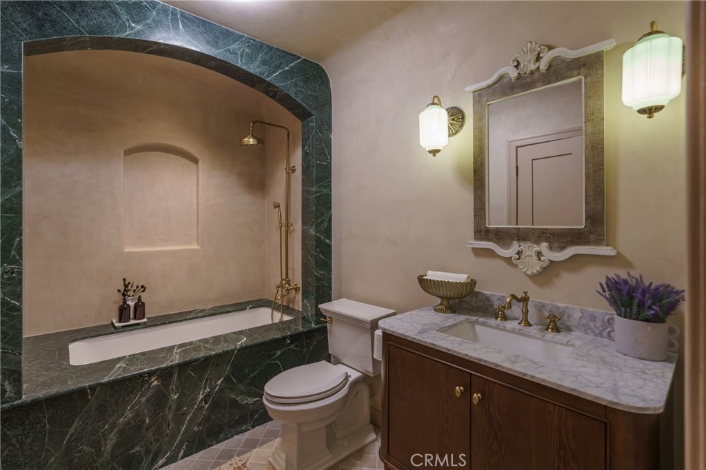 2015 San Francisco Avenue Property Photo 26