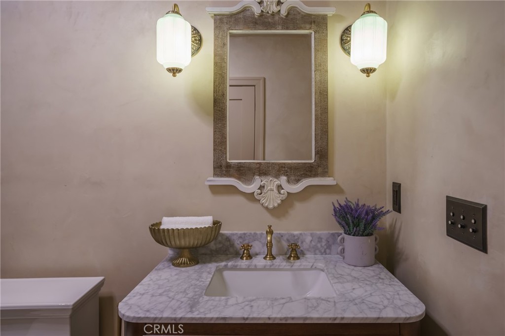 2015 San Francisco Avenue Property Photo 28