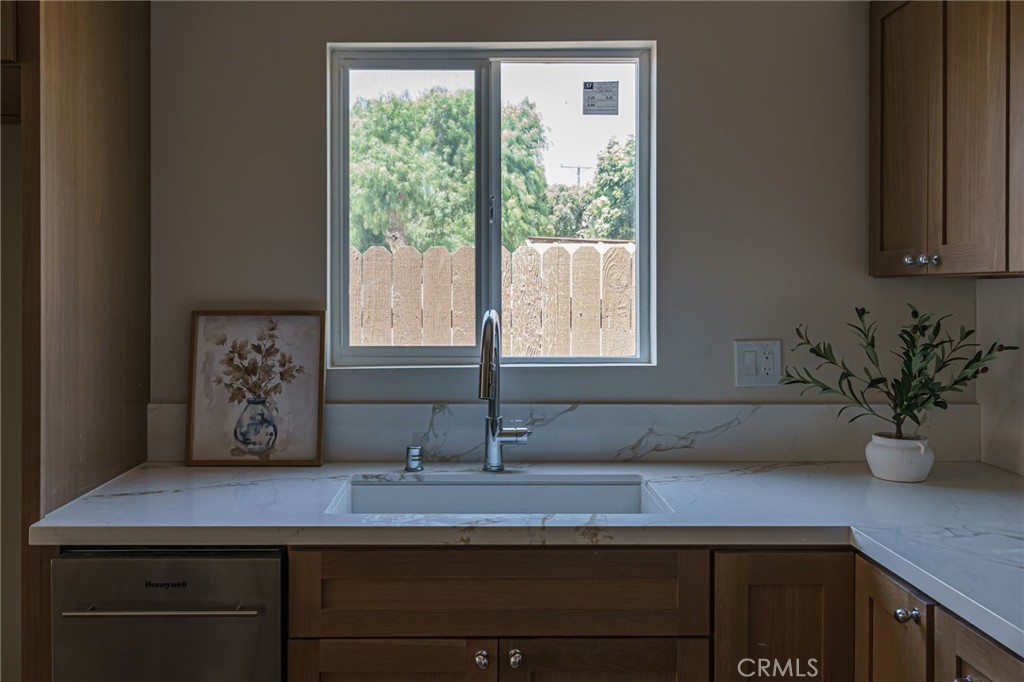 2015 San Francisco Avenue Property Photo 47