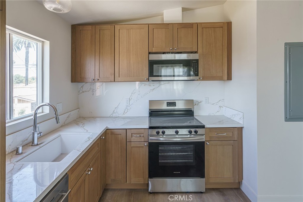 2015 San Francisco Avenue Property Photo 67