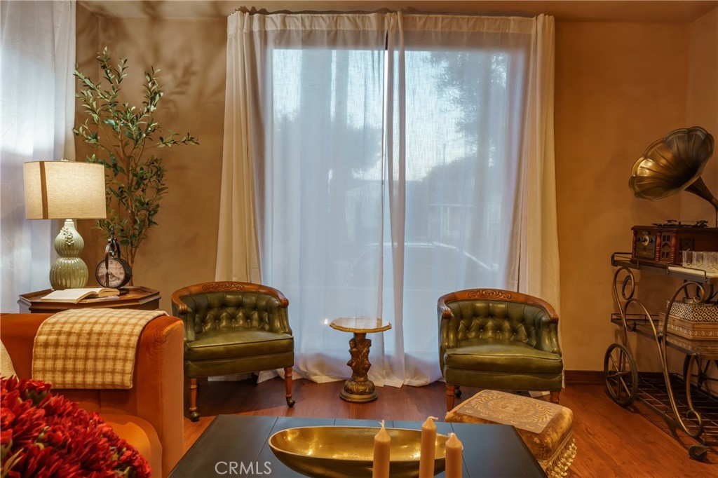 2015 San Francisco Avenue Property Photo 8