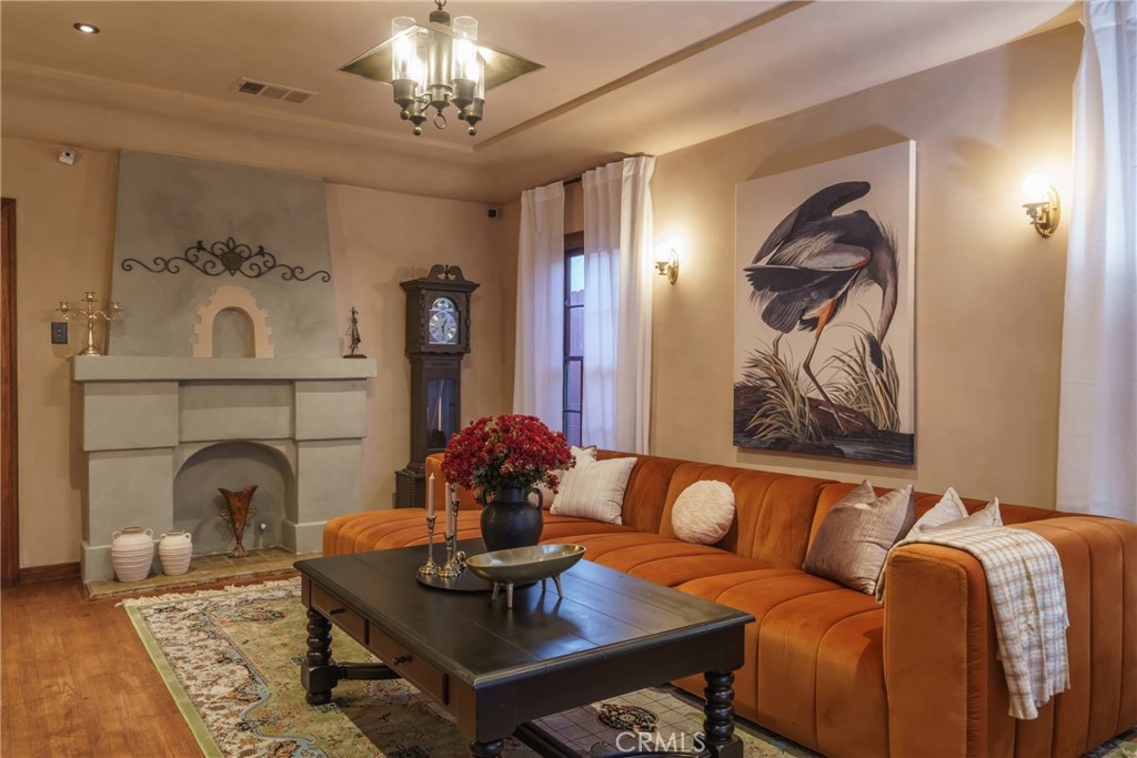 2015 San Francisco Avenue Property Photo 11