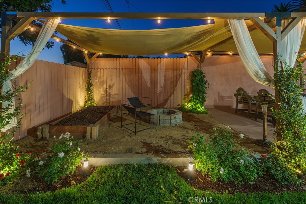 2015 San Francisco Avenue Property Photo 38