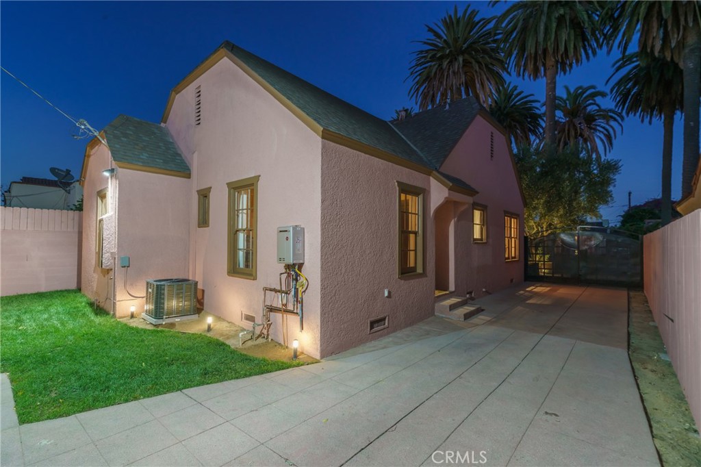 2015 San Francisco Avenue Property Photo 42
