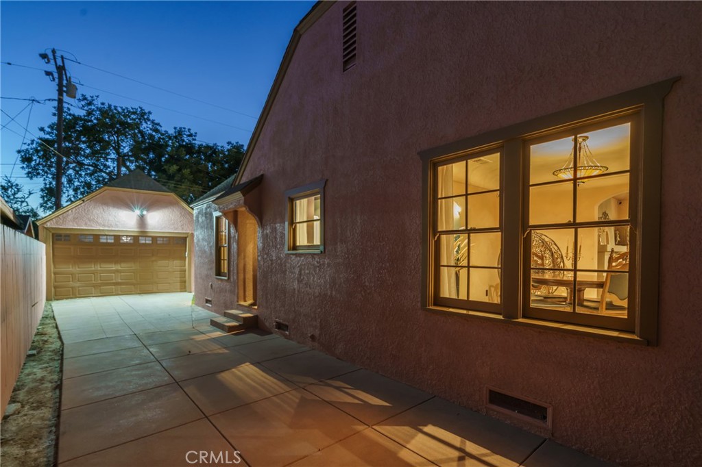 2015 San Francisco Avenue Property Photo 43