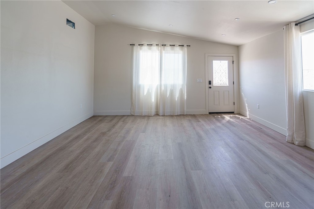2015 San Francisco Avenue Property Photo 69