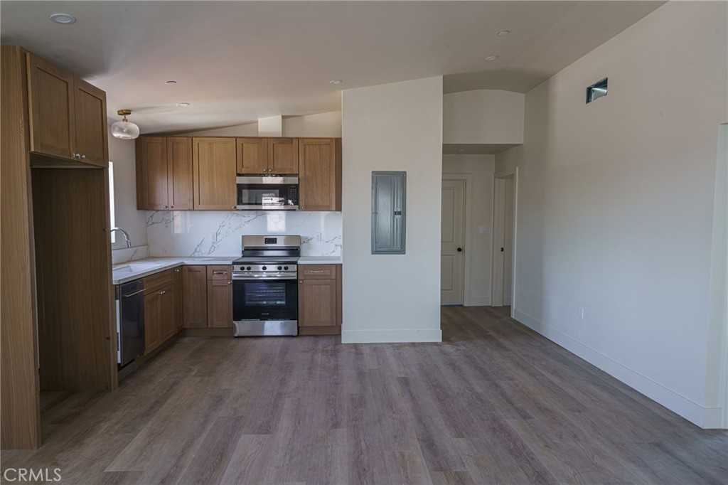 2015 San Francisco Avenue Property Photo 71