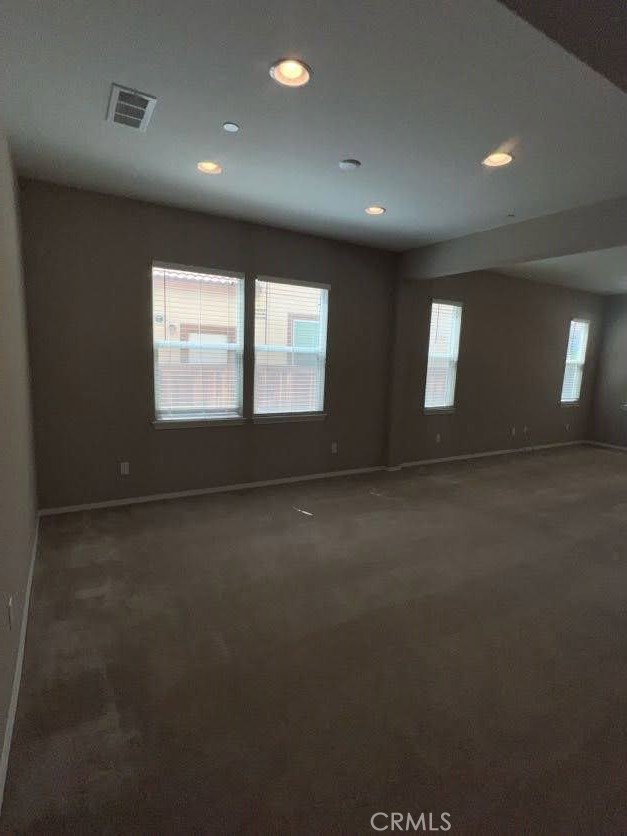 29669 Eastbank Property Photo 8