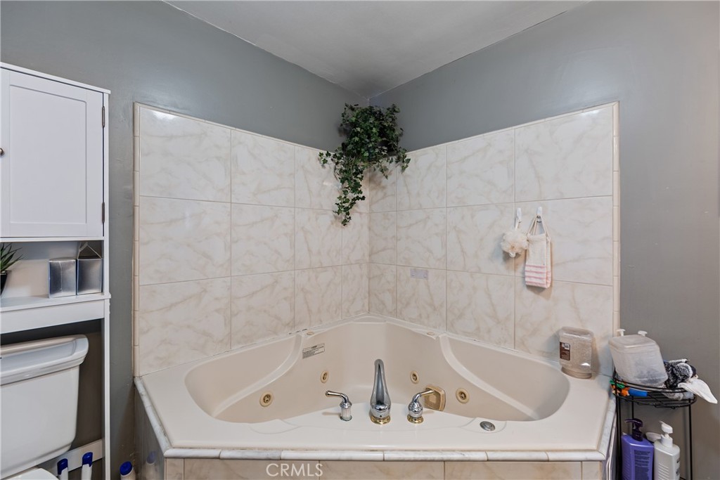 2335 Carfax Avenue Property Photo 35