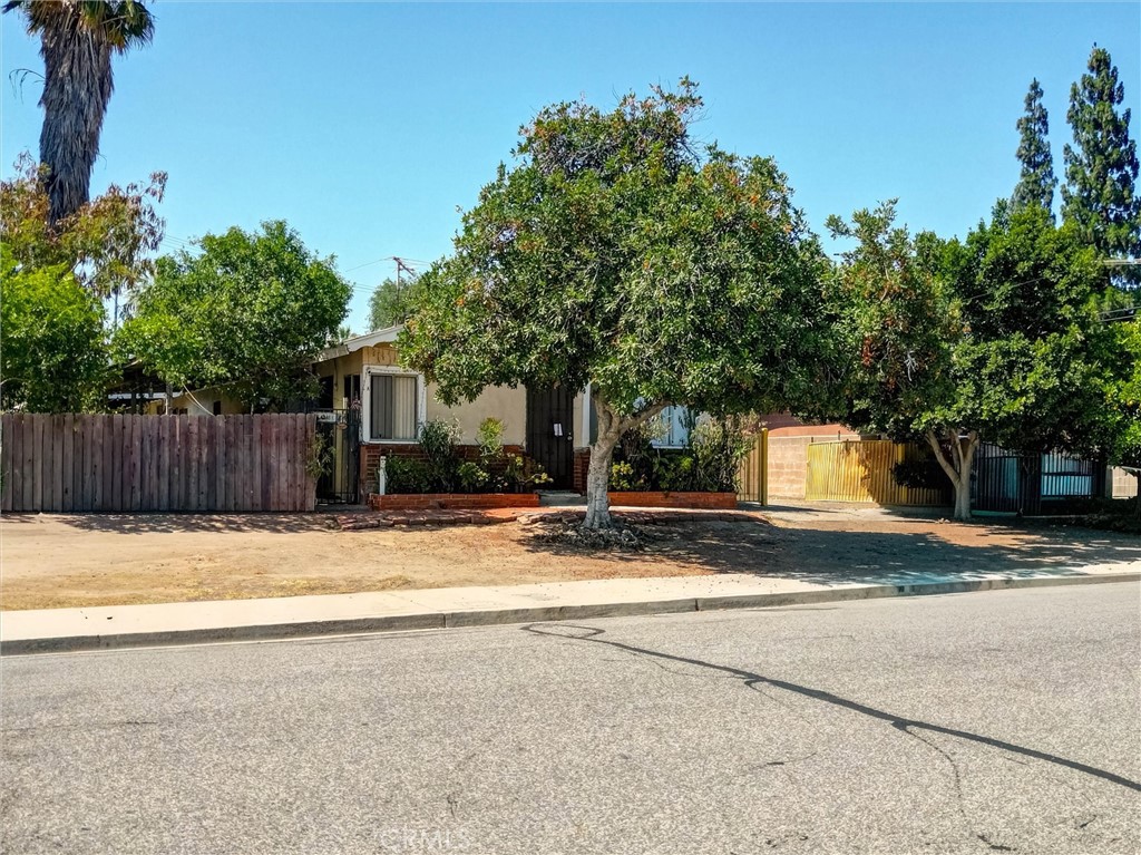 0 7th Property Photo 3