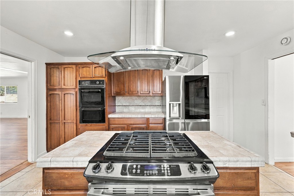 5871 Fullerton Avenue Property Photo 16