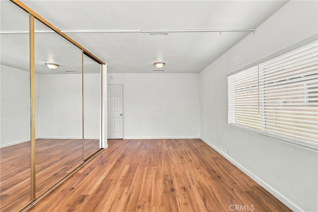 5871 Fullerton Avenue Property Photo 25