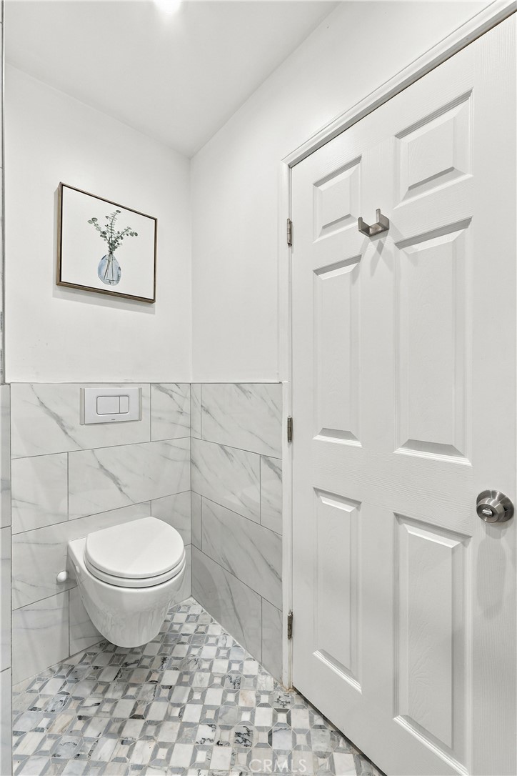 5871 Fullerton Avenue Property Photo 30