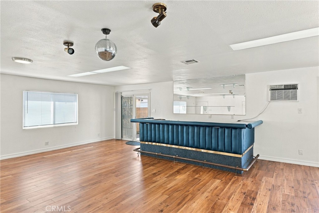 5871 Fullerton Avenue Property Photo 35