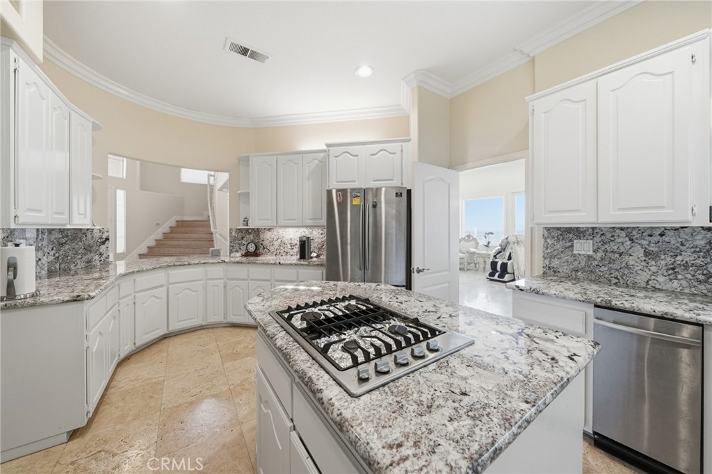 30612 La Vue Property Photo 13