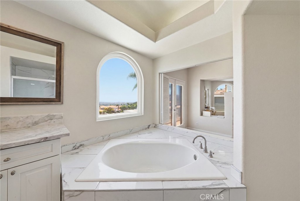 30612 La Vue Property Photo 25