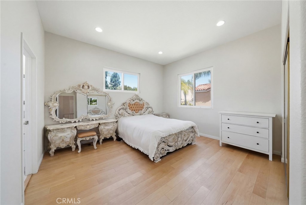 30612 La Vue Property Photo 26