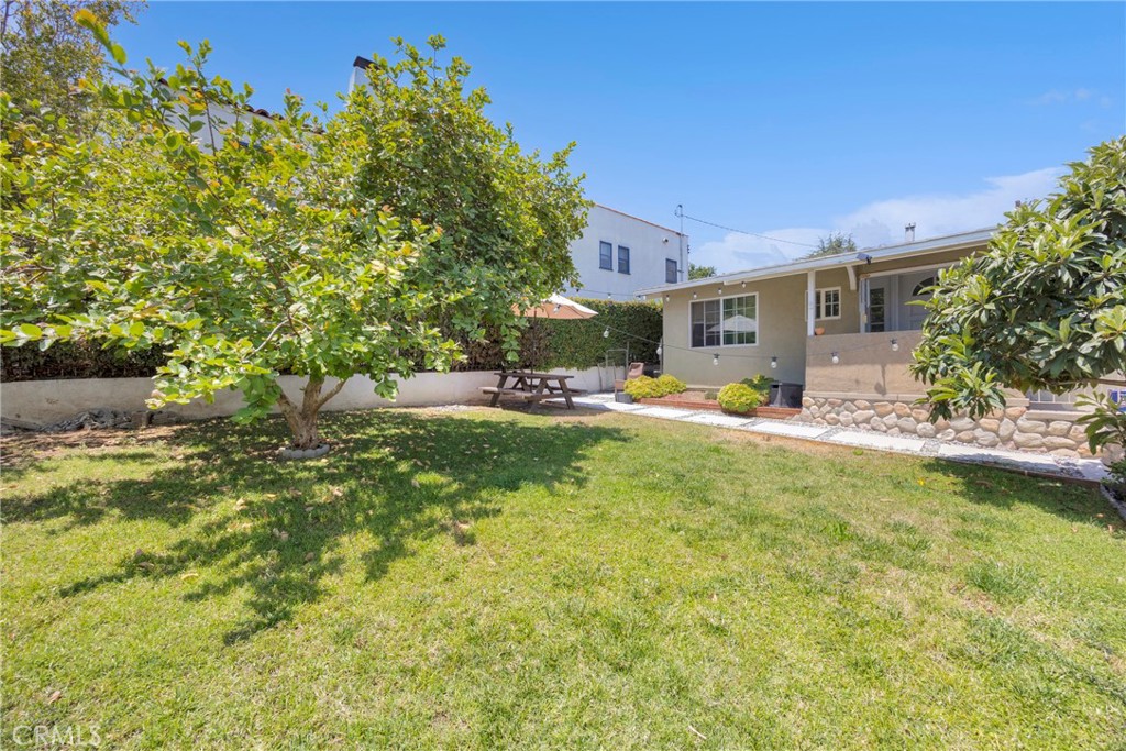 2415 Langdale Property Photo 4