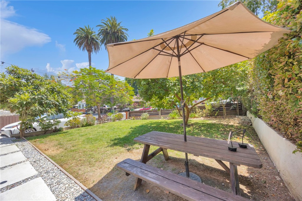 2415 Langdale Property Photo 6