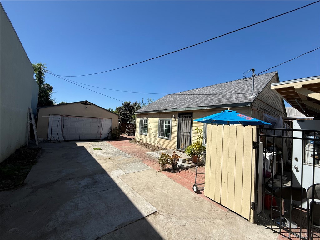 9138 Telegraph Property Photo 7