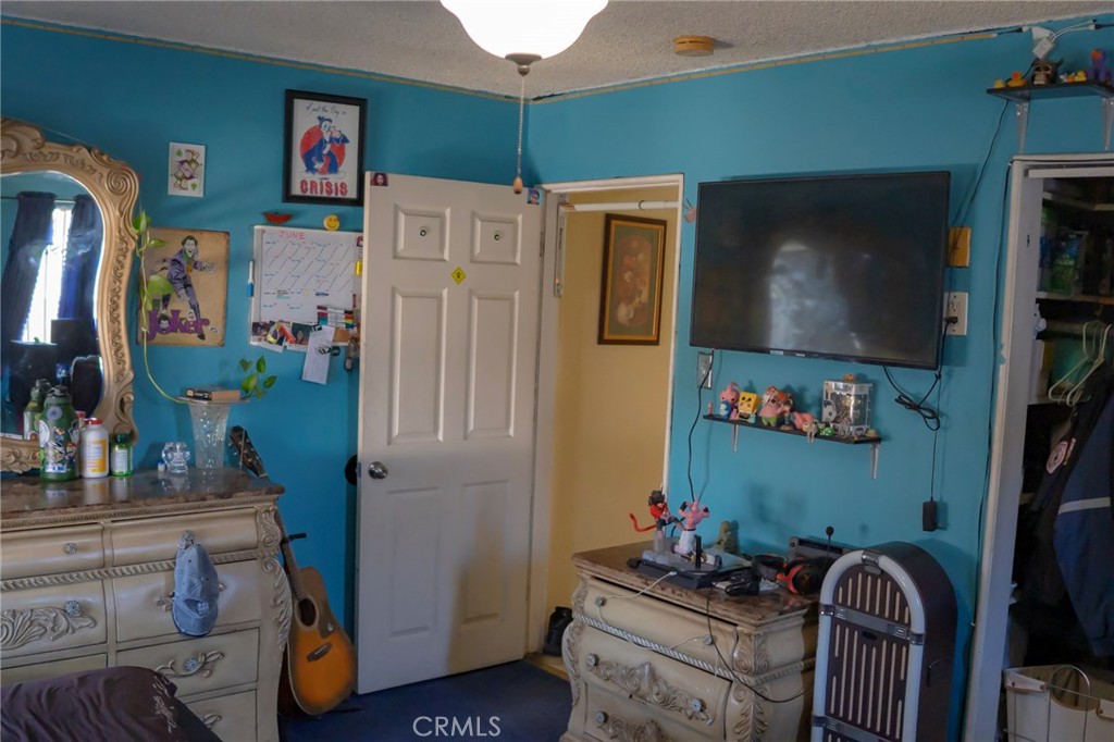 1600 N Chester Property Photo 20