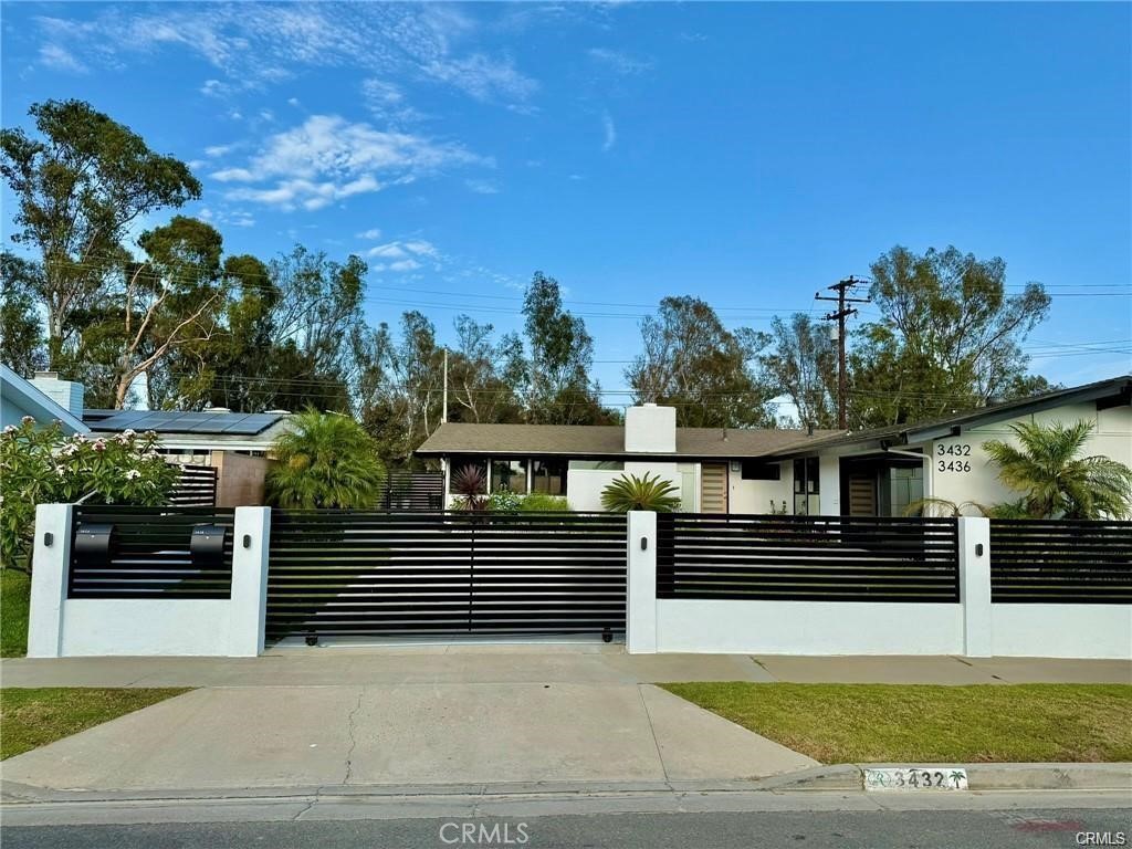 3432 Yellowtail Drive Property Photo 2
