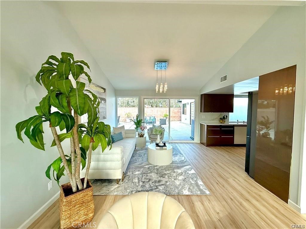 3432 Yellowtail Drive Property Photo 9