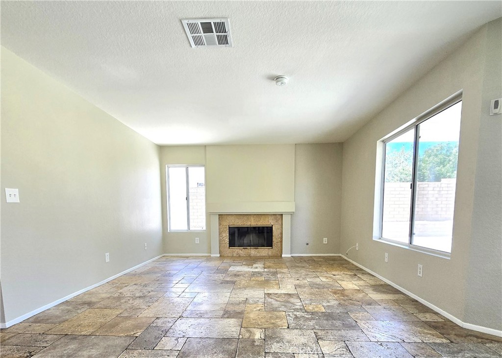 3121 Crowne Drive Property Photo 14