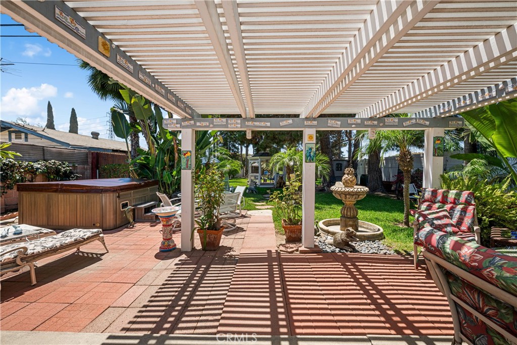 14831 Domart Property Photo 2
