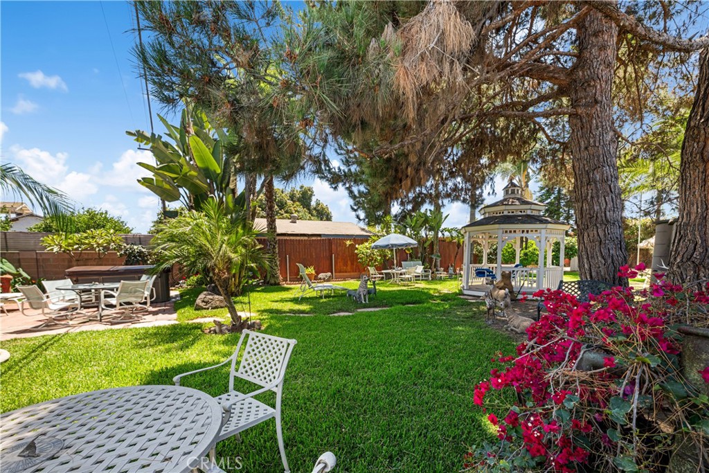 14831 Domart Property Photo 4