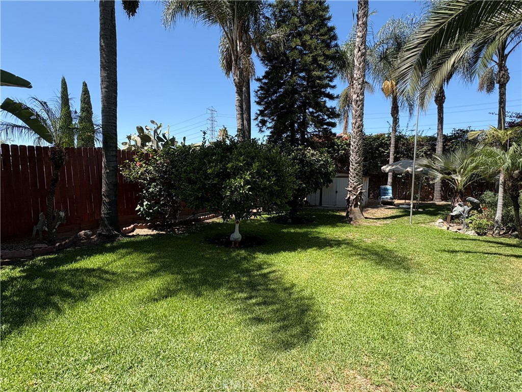 14831 Domart Property Photo 22