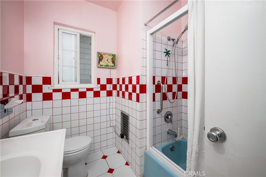 14831 Domart Property Photo 29