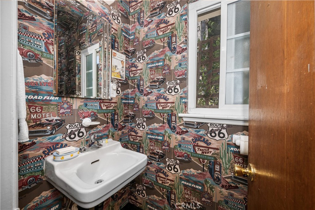14831 Domart Property Photo 33