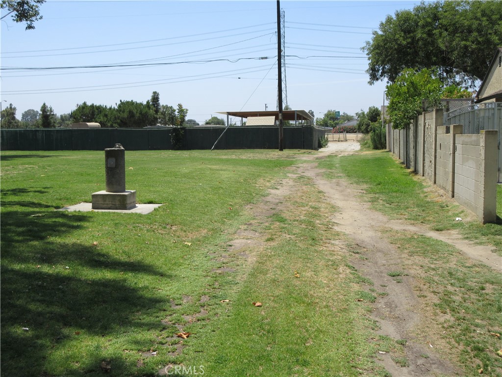 14831 Domart Property Photo 43