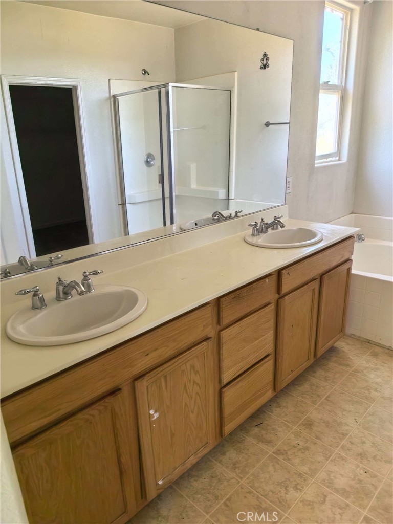 6633 Meadowlark Property Photo 7