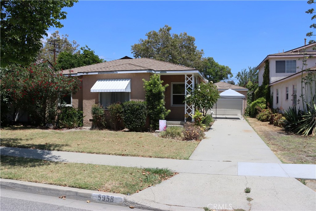 5958 Lorelei Property Photo 1