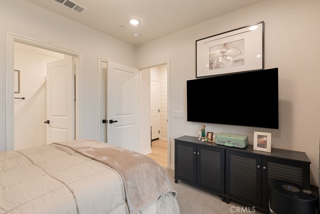 1341 Reliance Property Photo 7