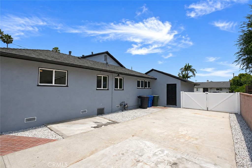 1030 S Pricedale Property Photo 14