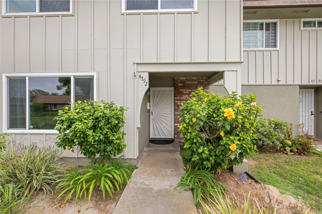 4792 Larwin Avenue Property Photo 3