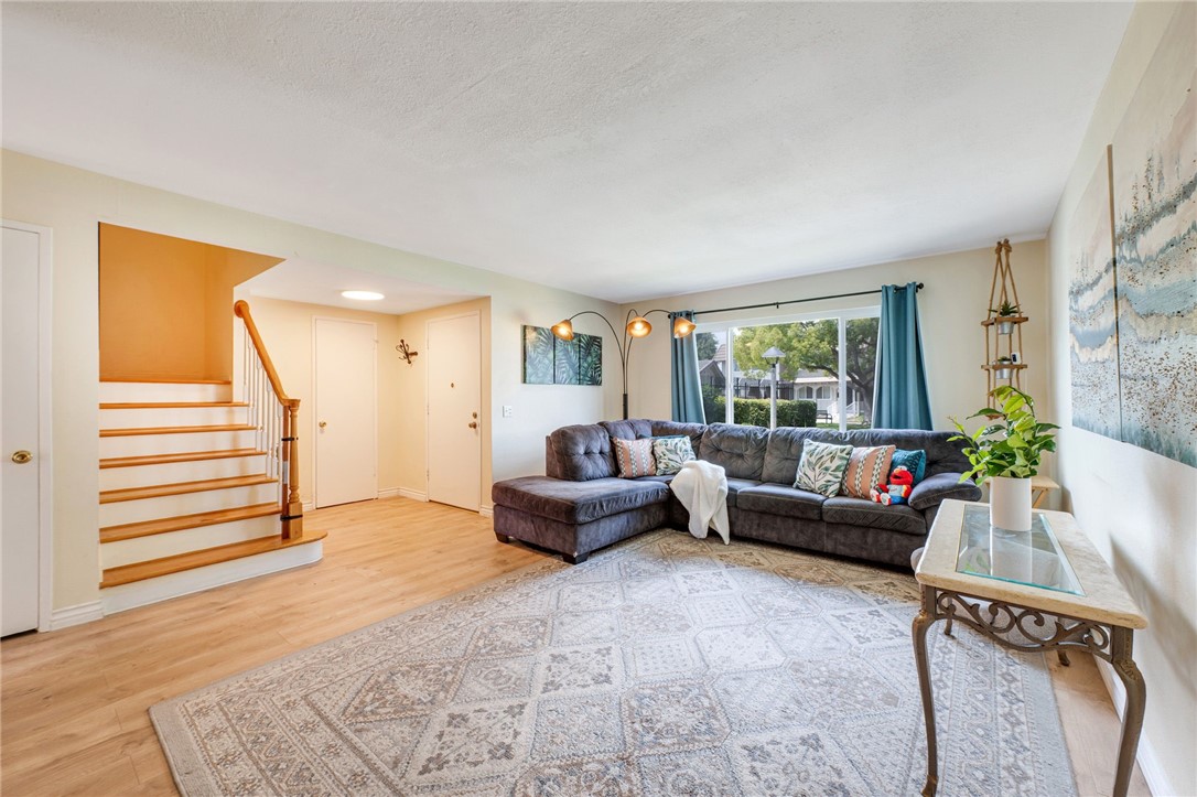 4792 Larwin Avenue Property Photo 6