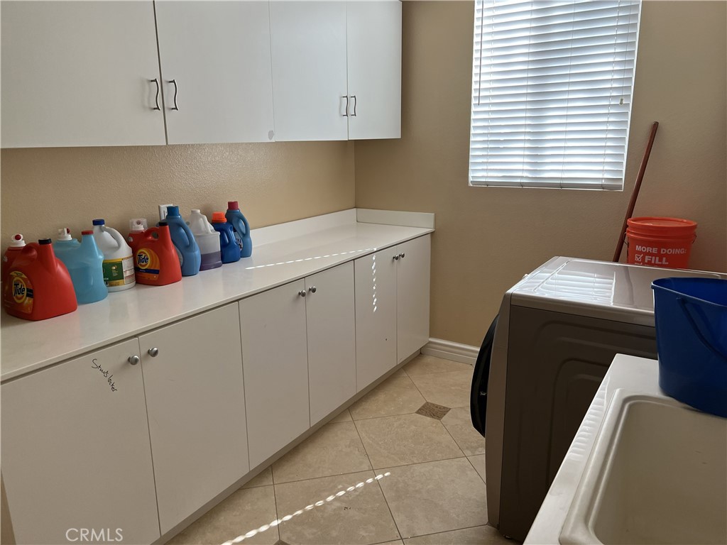 45009 Oakford Court Property Photo 11