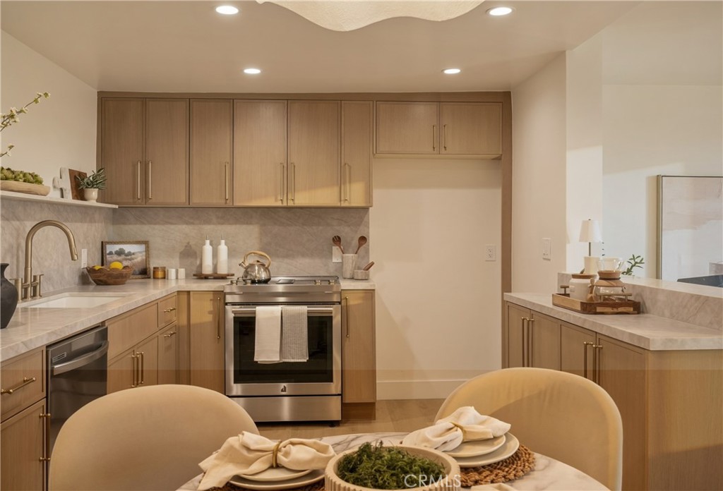 7234 Marina Pacifica S Property Photo 5