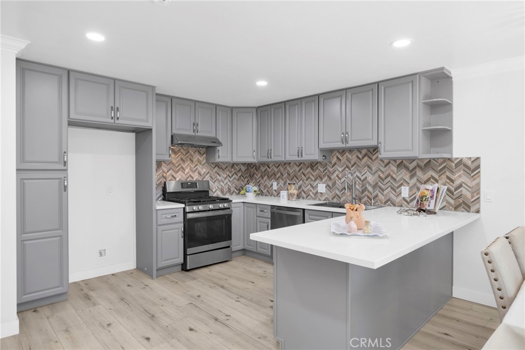 17311 Peach Property Photo 4