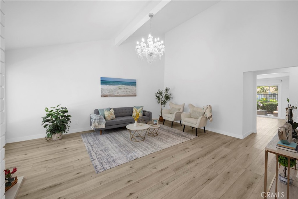 17311 Peach Property Photo 6