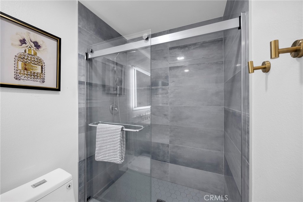 17311 Peach Property Photo 19
